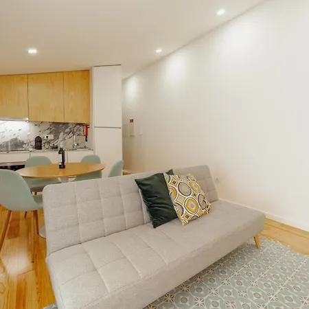 Courtyard Design By Vacationy