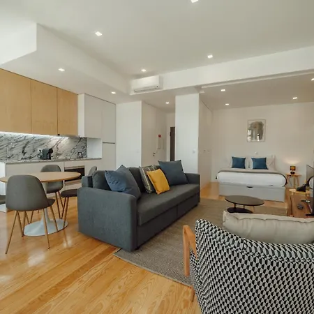 Courtyard Design By Vacationy