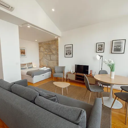 Courtyard Design By Vacationy