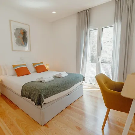 Courtyard Design By Vacationy Oporto