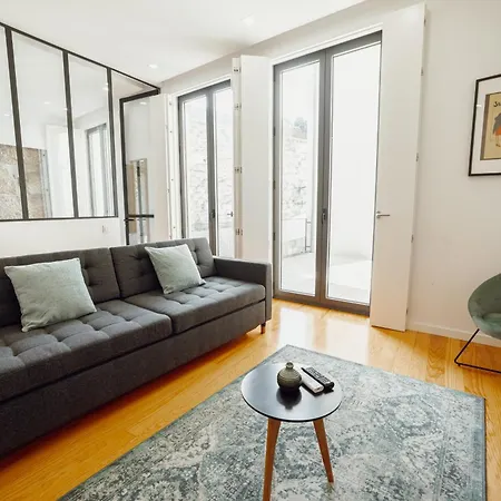 Courtyard Design By Vacationy アパート