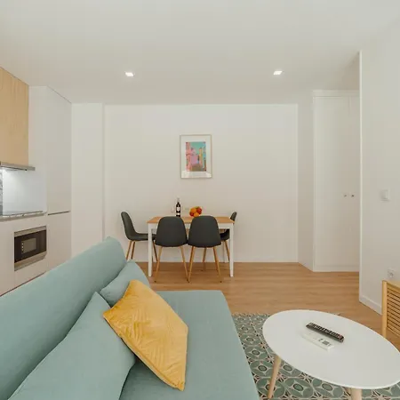 Courtyard Design By Vacationy Oporto