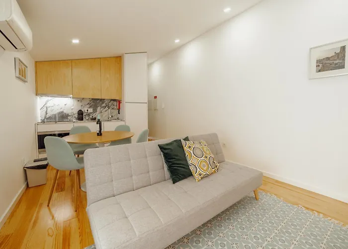 Courtyard Design By Vacationy