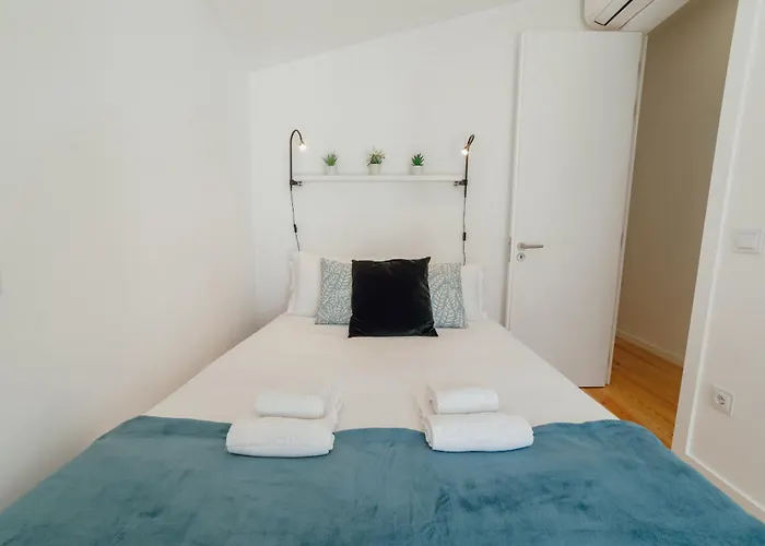 Courtyard Design By Vacationy Apartment *