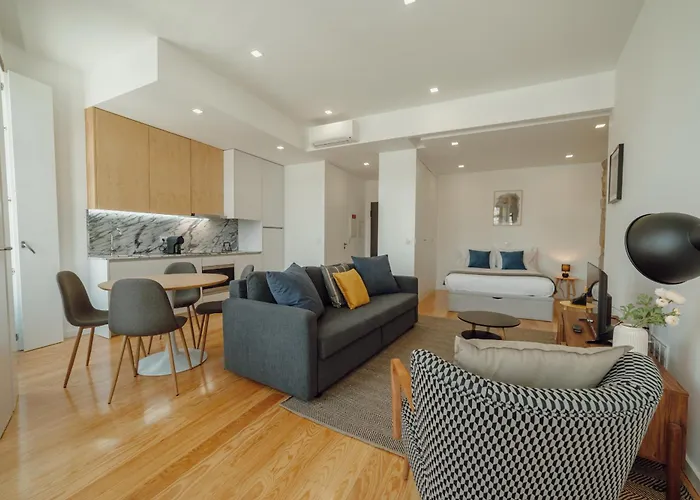 Courtyard Design By Vacationy