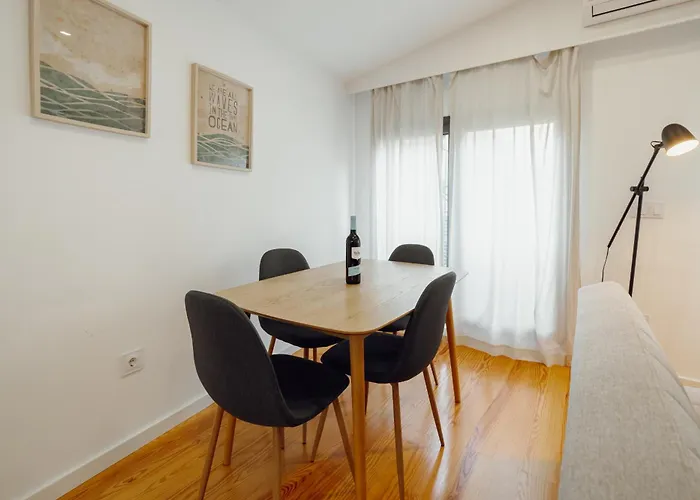 Courtyard Design By Vacationy 아파트 *