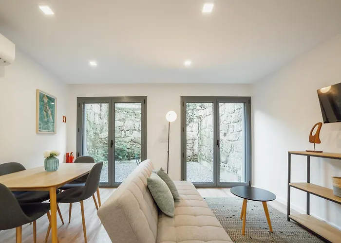 Courtyard Design By Vacationy بورتو