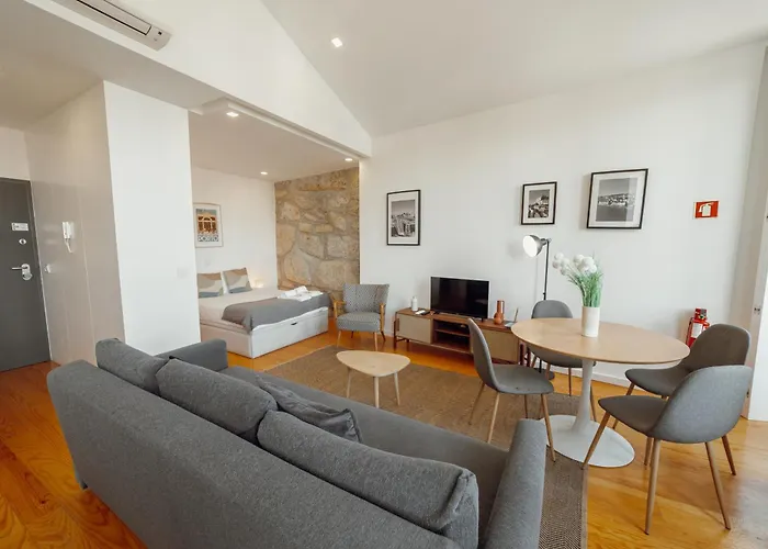 Courtyard Design By Vacationy