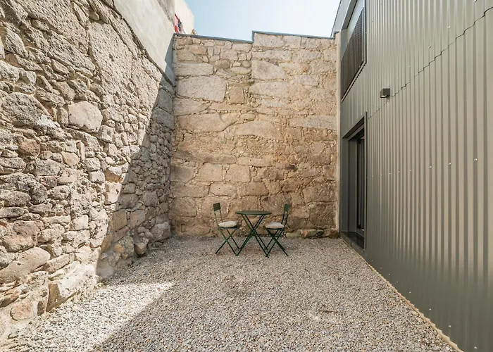 Courtyard Design By Vacationy بورتو