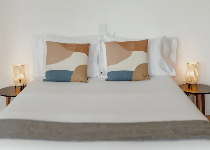 Apartment Courtyard Design By Vacationy