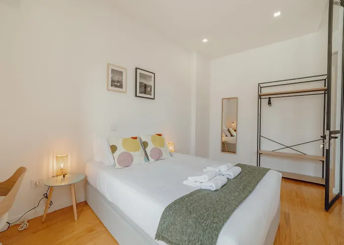 Courtyard Design By Vacationy