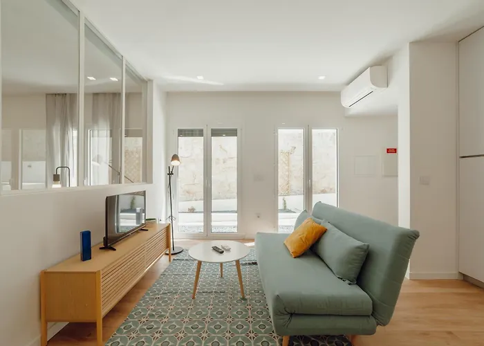 Courtyard Design By Vacationy Apartment Porto