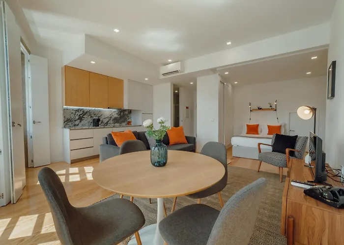 Courtyard Design By Vacationy *