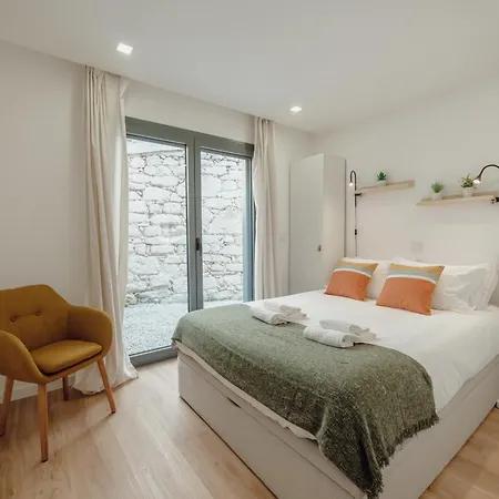 Apartament Courtyard Design By Vacationy