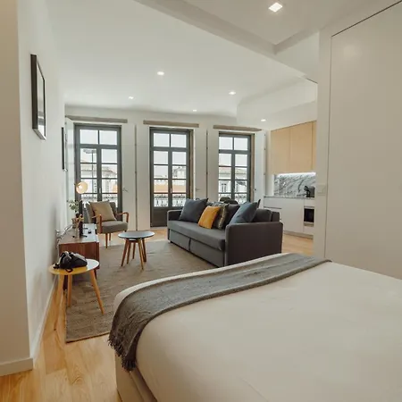 Apartament Courtyard Design By Vacationy *