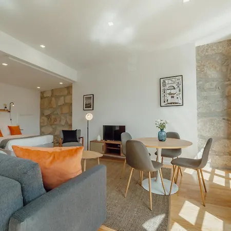 Courtyard Design By Vacationy Apartment Porto