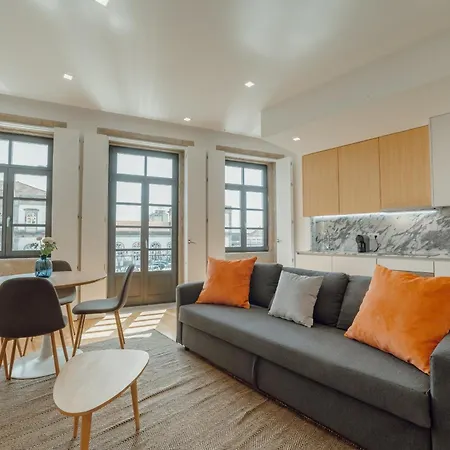 Courtyard Design By Vacationy